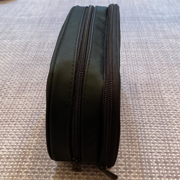 Dior Backstage Double Zip Cosmetic Bag pink Logo - Picture 3 of 8